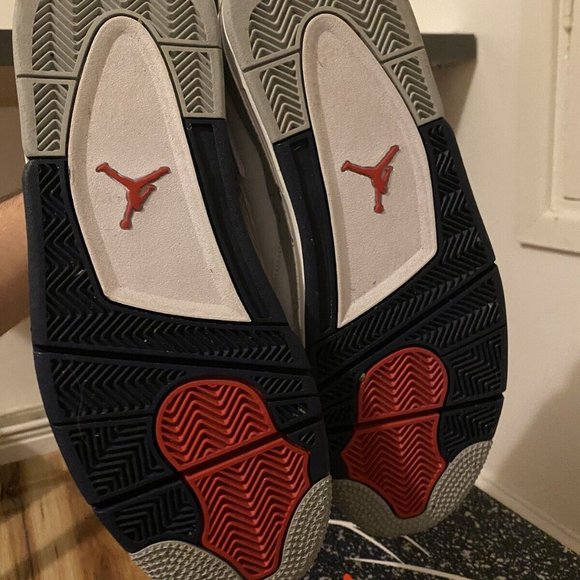 Jordan 4 Midnight Navy main image 4